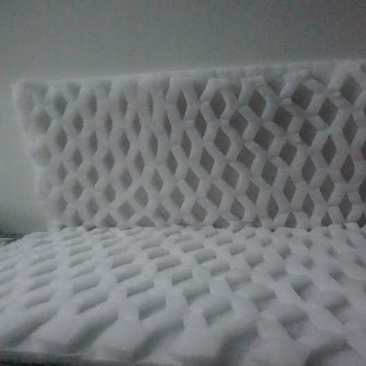 湖北汽車制造廠家一般用哪些過(guò)濾材料？